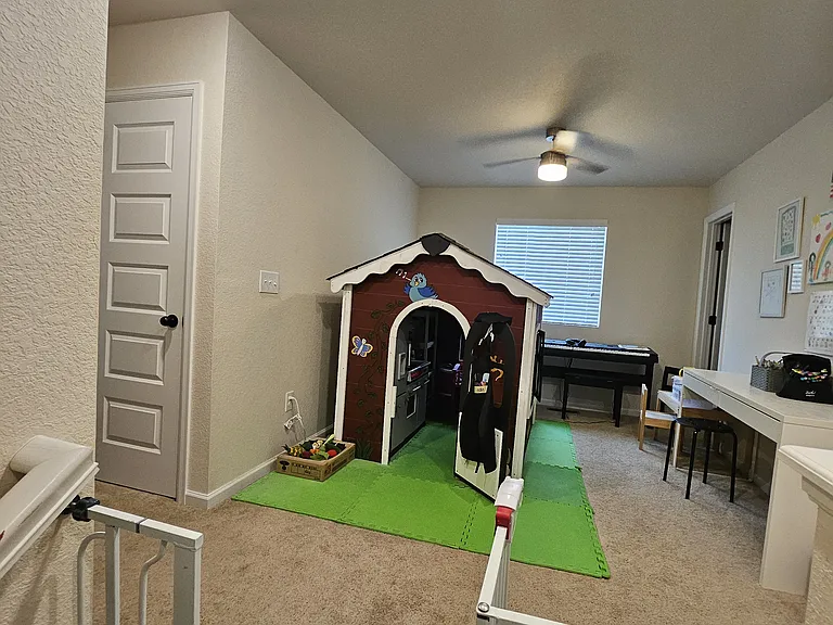Upstairs loft.