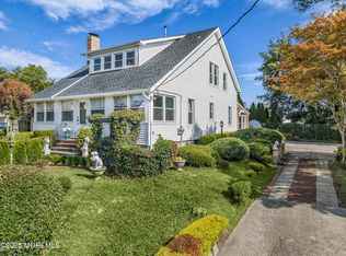 143 Tindall Rd, Middletown, NJ 07748