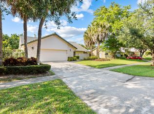 7587 Estrella Cir, Boca Raton, FL 33433