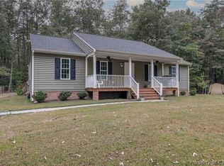 1041 Trimmers Shop Rd, West Point, VA 23181