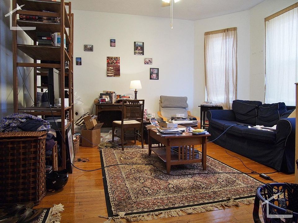 1st image of 103 Gordon St #5L