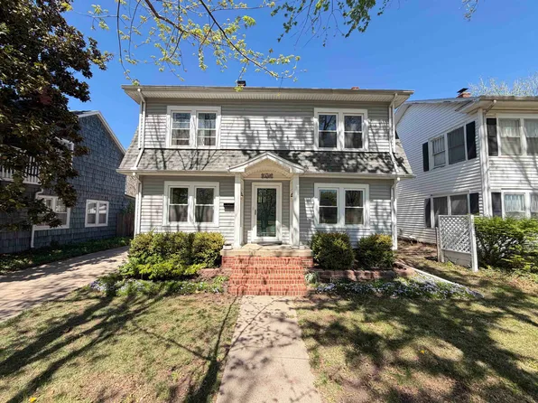 3440 Country Club Pl, Wichita, KS 67208