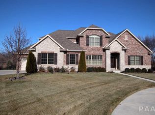 3105 W Saint Charles Pl, Peoria, IL