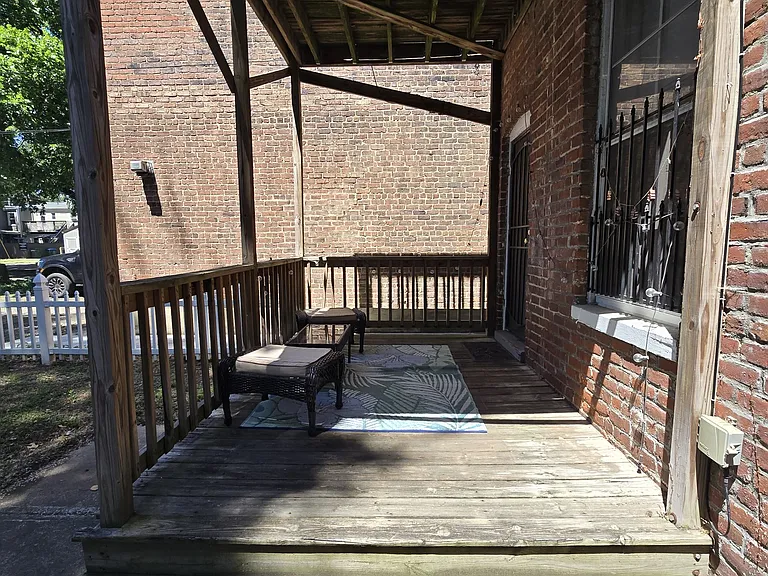 2209 W Main St — Photo 5