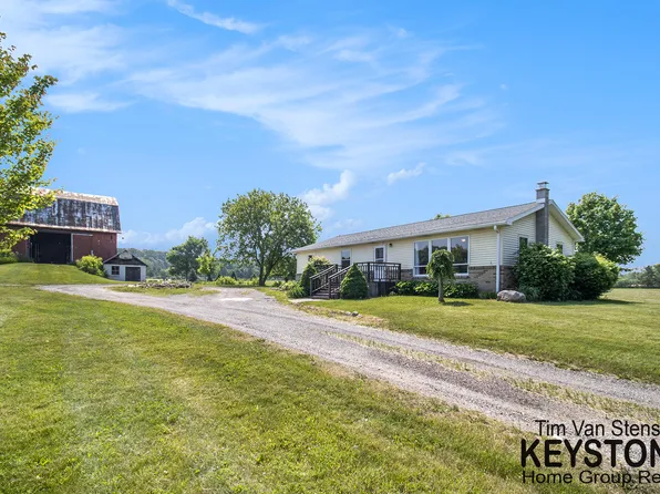 17088 Algoma Ave NE, Cedar Springs, MI 49319
