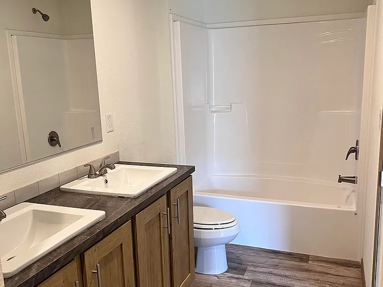 Cedar Terrace — Photo 47