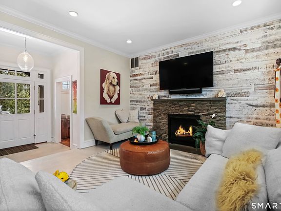 3rd image of 164 Wakeman Road