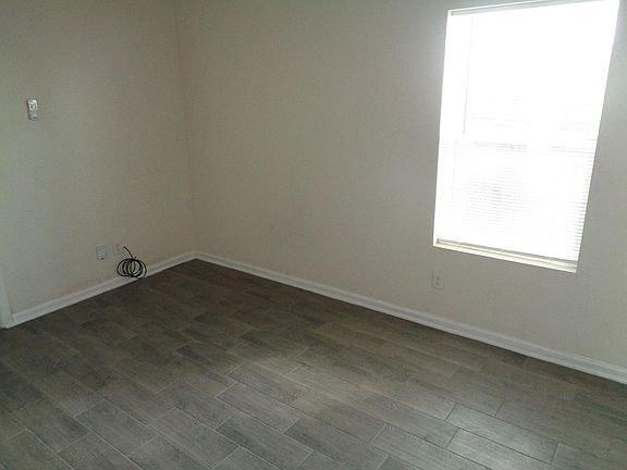 5th image of 1964 Murchison Dr #1F