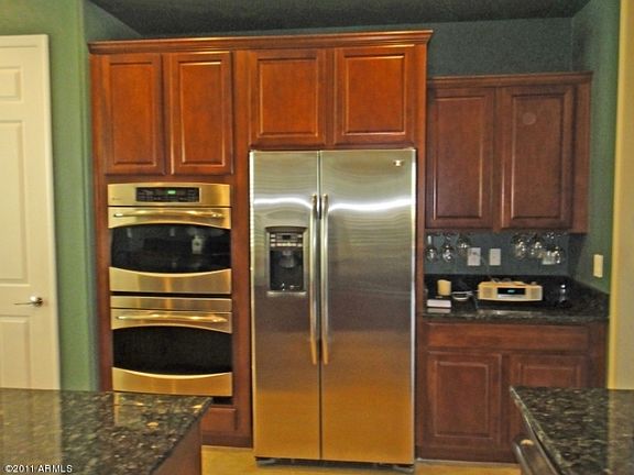 4th image of 3784 N Monument Dr