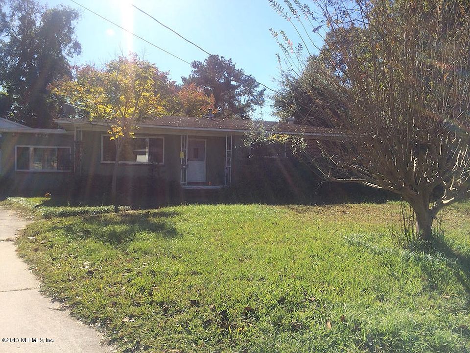 1st image of 6404 S Ledbury Dr
