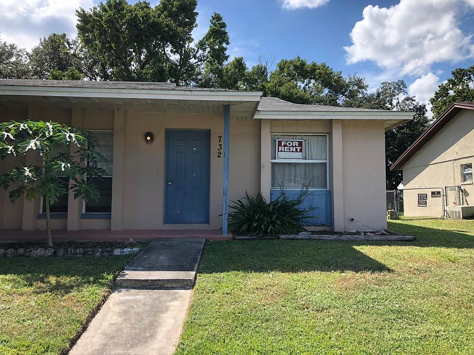 FRONT OF UNIT