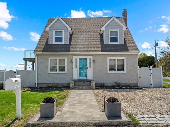 35 Soundview Ave #2, Old Saybrook, CT 06475