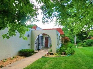 43 E Via Roma Dr, Wichita, KS 67230