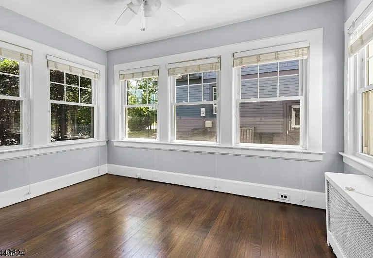 58 S Prospect St — Photo 10