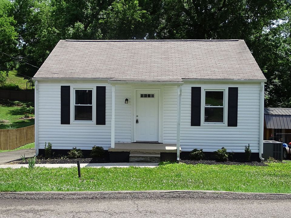 1st image of 216 Wynn Ave