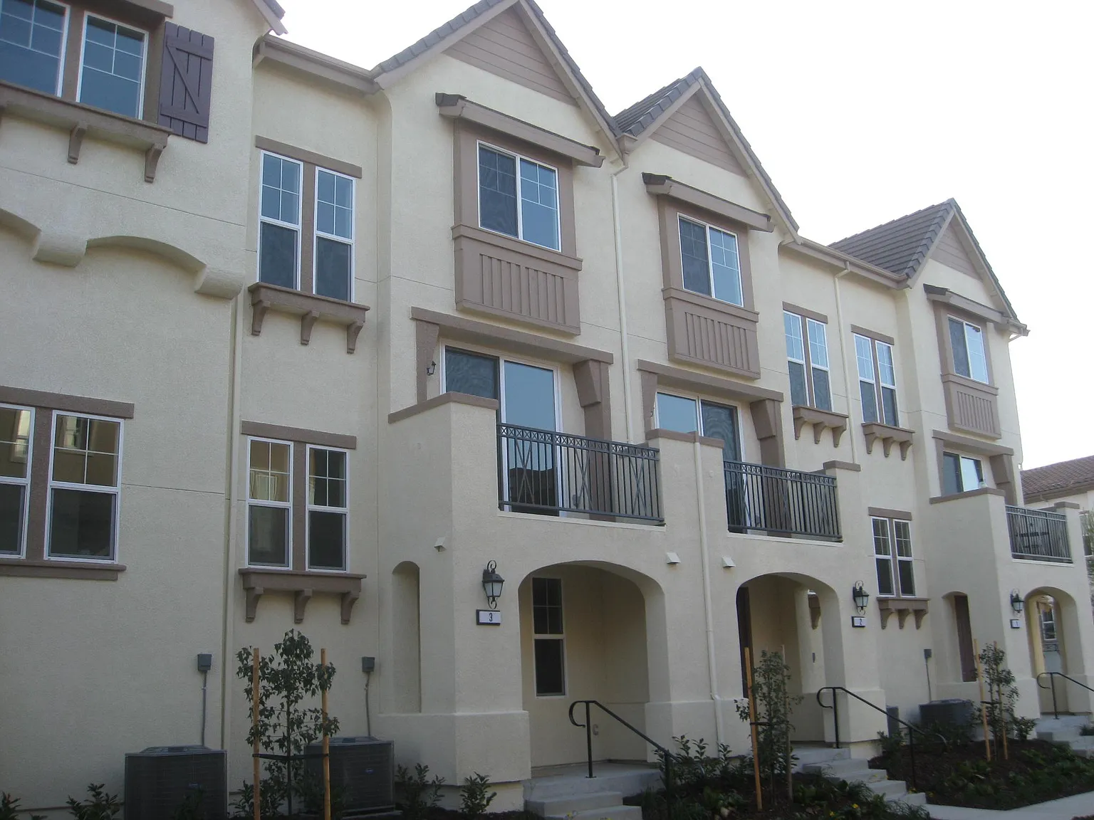 152 Heligan Ln photo 1