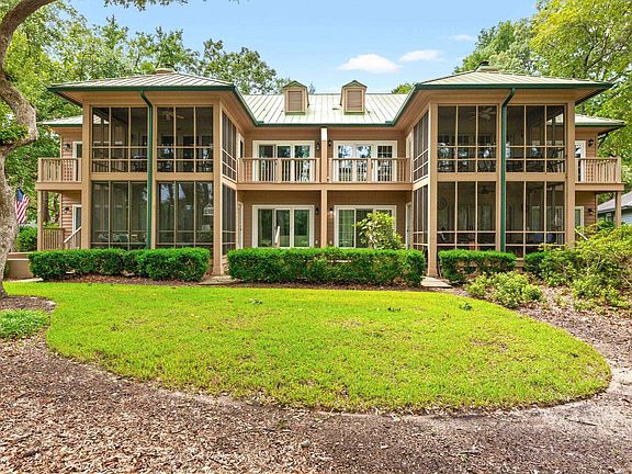 3rd image of 273 Golden Bear Dr. #F-4