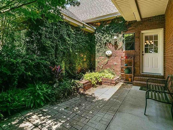 5th image of 1116 Mary Fox Ct