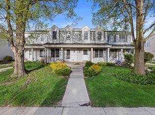 2066 Cliff Alex Ct S UNIT 59C, Waukesha, WI 53189
