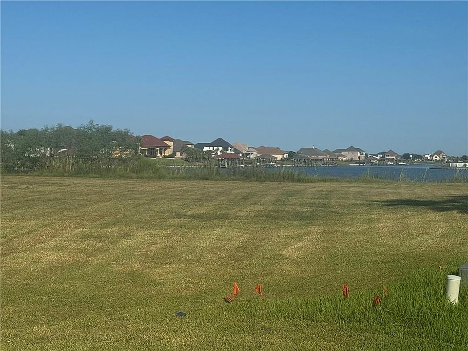 2nd image of 4116 Marina Villa E