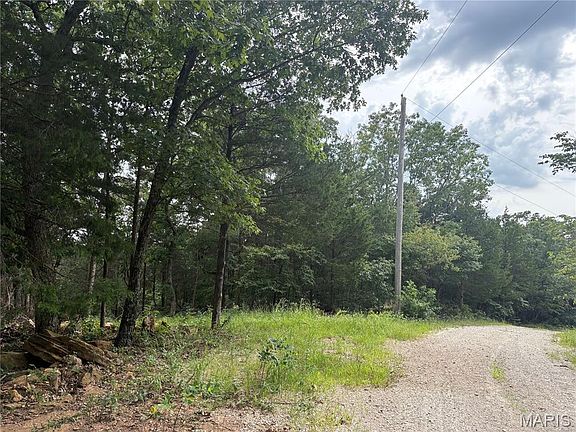 3rd image of 1616 Timber Bluff Trl