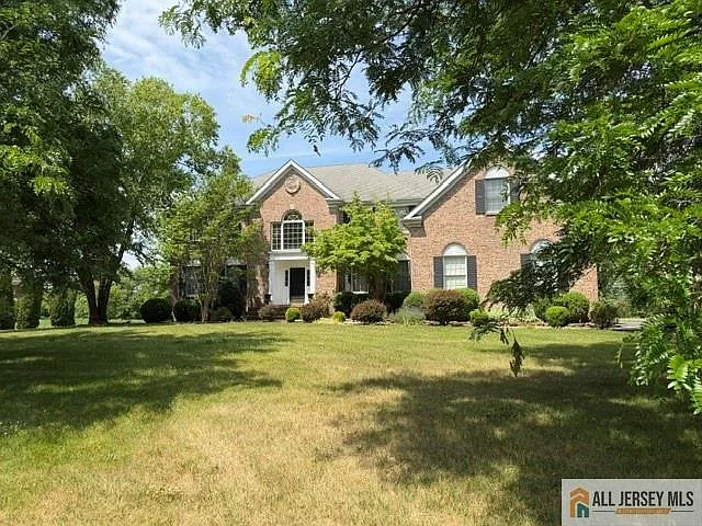4 Applegate Ct — Photo 2