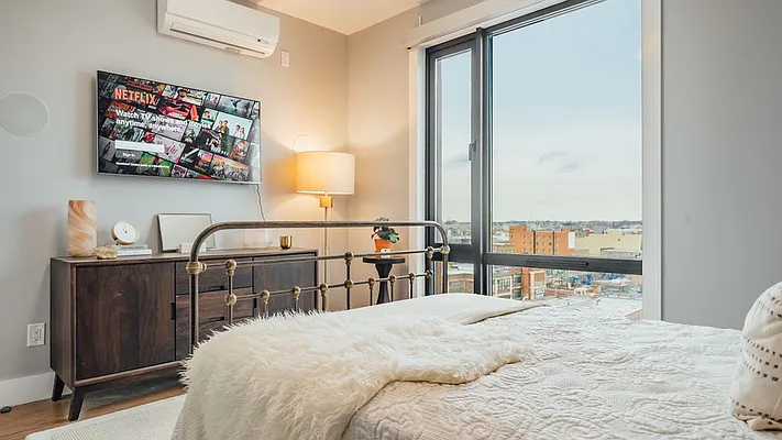 Rented by Nooklyn NYC LLC | media 92