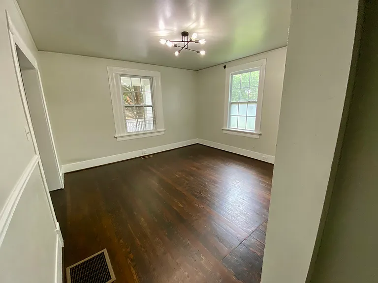 1429 Everhart St SW — Photo 8