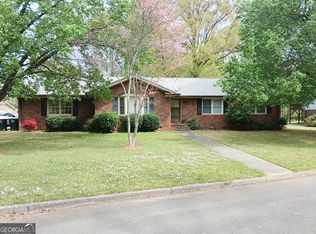 2 Castlewood Dr SW, Rome, GA 30165