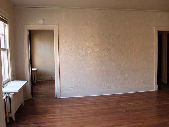 3rd image of 403 N 4th St #11129098