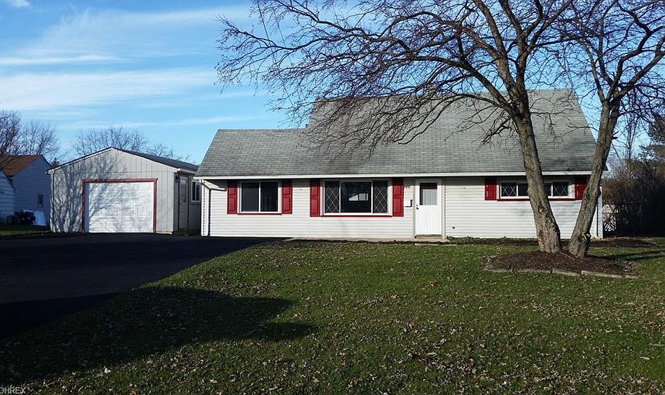 1st image of 2416 Bel Aire Ln