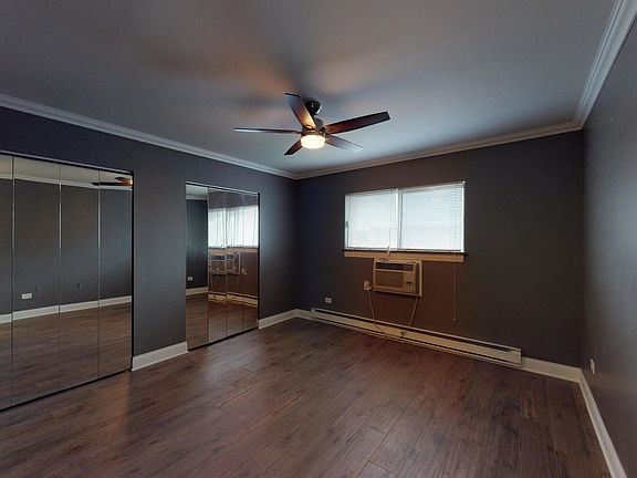 3rd image of 10109 S Cicero Ave APT 303