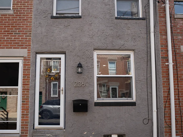 236 Wilder St — Photo 33