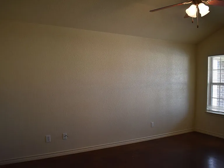 205 Coby Dr — Photo 18