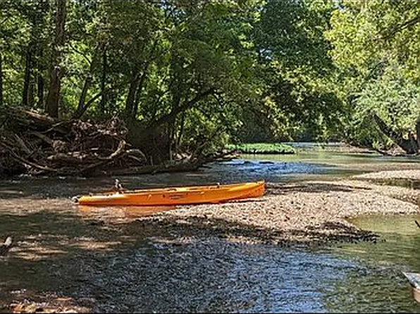 11217 Eider Ln, Carthage, MO 64836