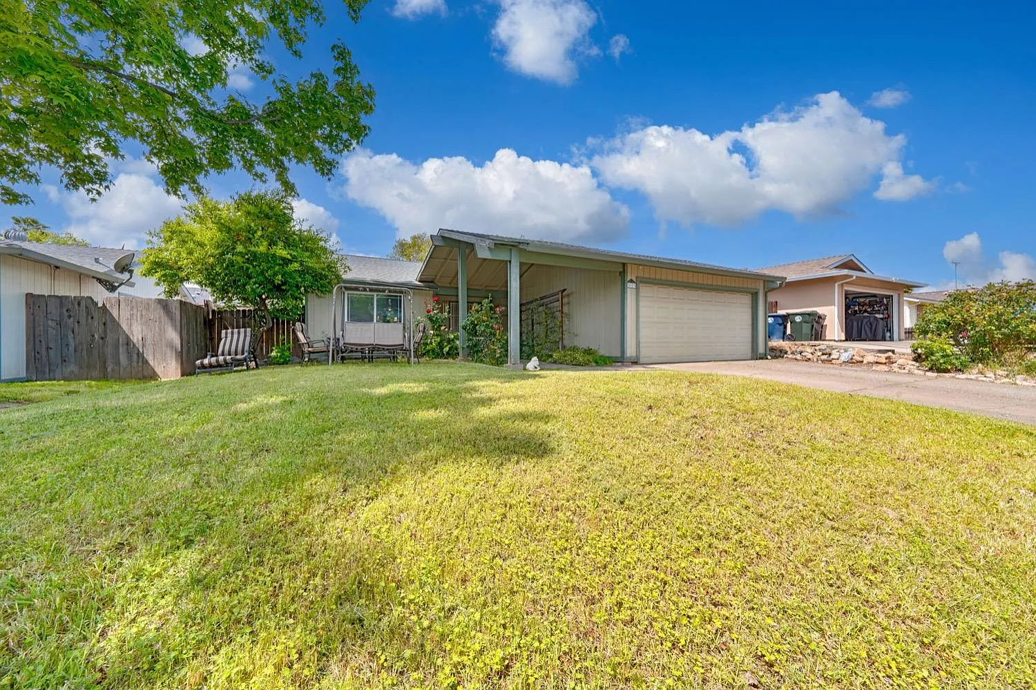 8029 Ramblewood Way photo 1