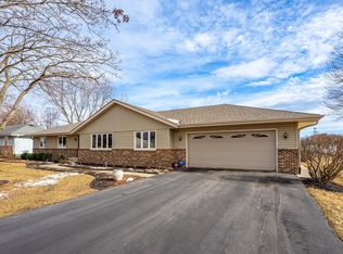 7241 Sorghum Ln, Cherry Valley, IL 61016