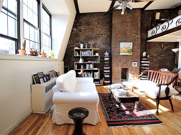 5th image of 414 W 22nd St APT 17