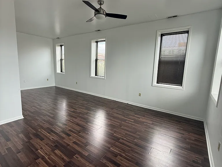 1300 11th Ave #301 — Photo 10
