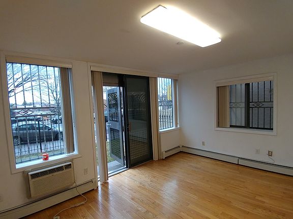 3rd image of 8432 Grand Ave APT 1C