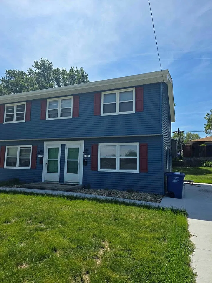 2 bed, 950 sqft, $1,135 — Photo 1