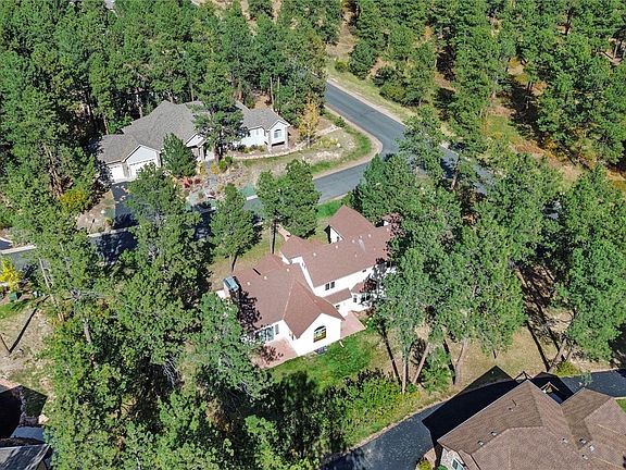 3rd image of 590 Cumberland Road