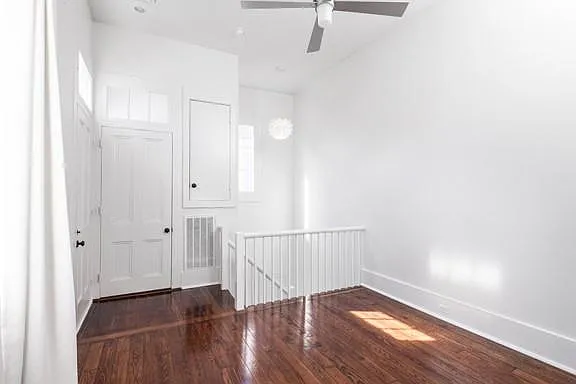 1 bed, 1.5 bath, 864 sqft, $2,400 — Photo 3