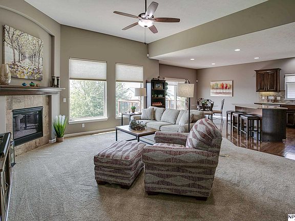 3rd image of 4704 N 205th Ave