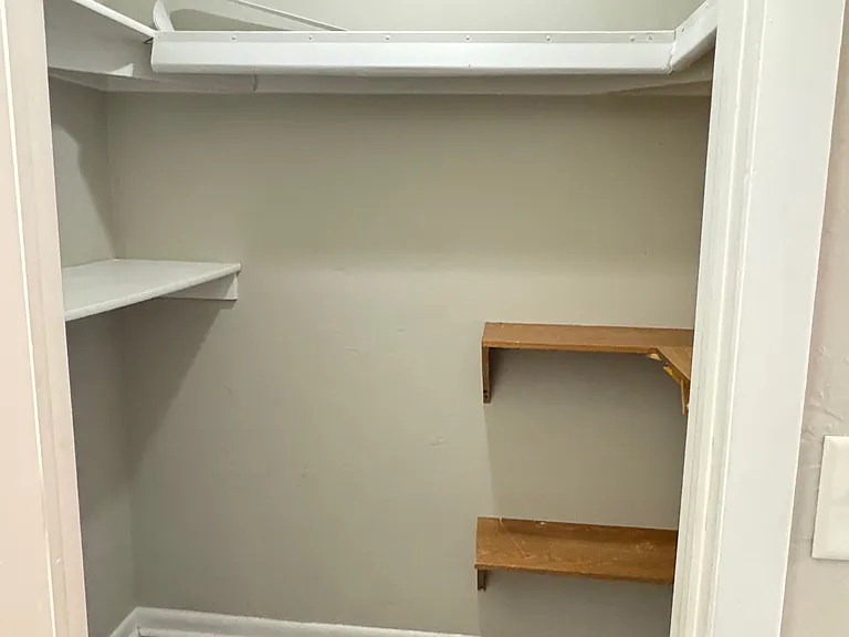 2826 SE Santa Barbara Pl #203 — Photo 9