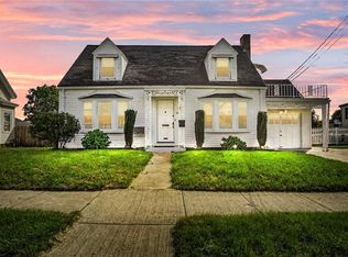 36 Greenwood St, Cranston, RI 02910