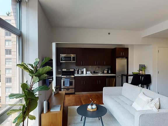 4th image of 260 W 26th St APT 8T