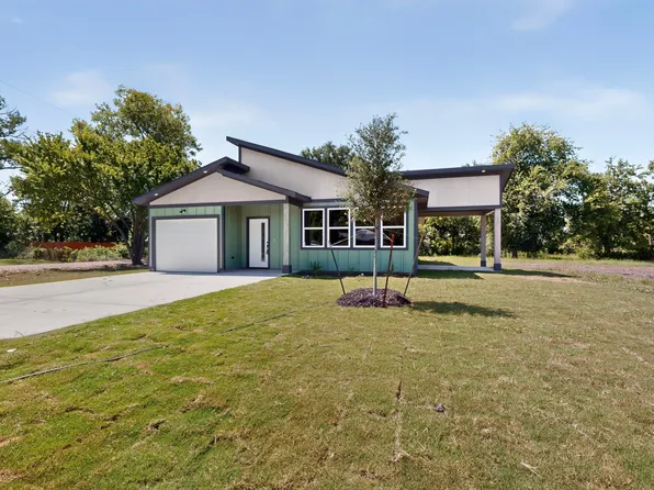 745 W Marshall Ave, Cooper, TX 75432