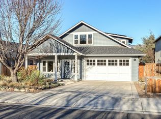 1415 Lithia Way, Talent, OR 97540