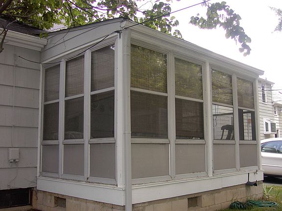 Enclosed Rear Porch
